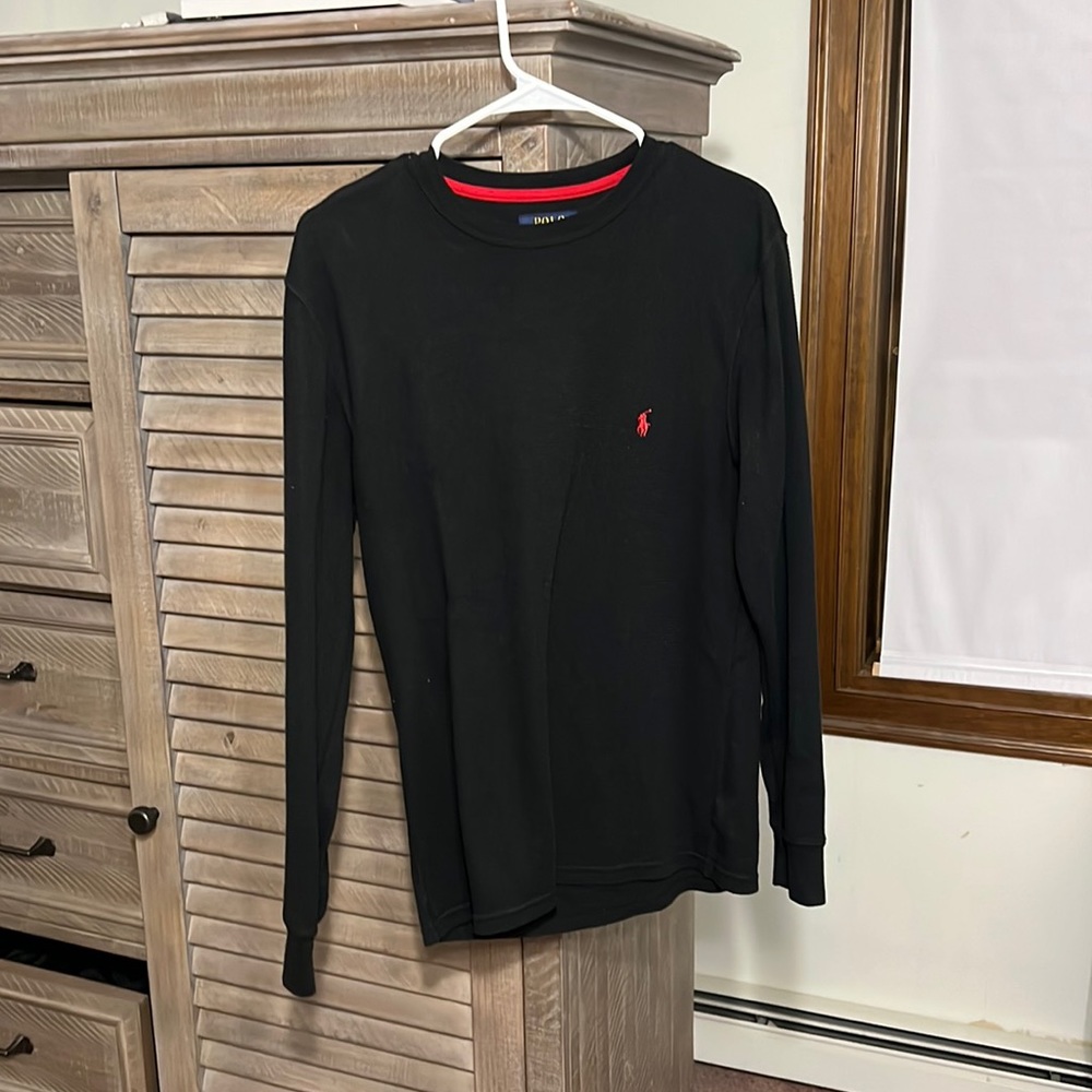 Long sleeve polo in perfect conditions